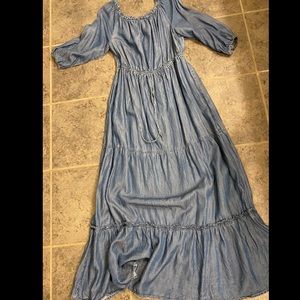 Women’s dress